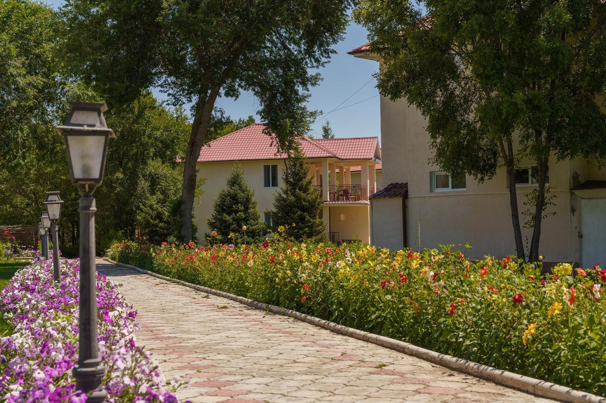 Talisman Village Hotel Bosteri Zewnętrze zdjęcie